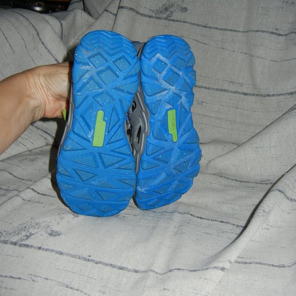 Merrell hydro shoes size 2 Gray - Picture 4 of 4